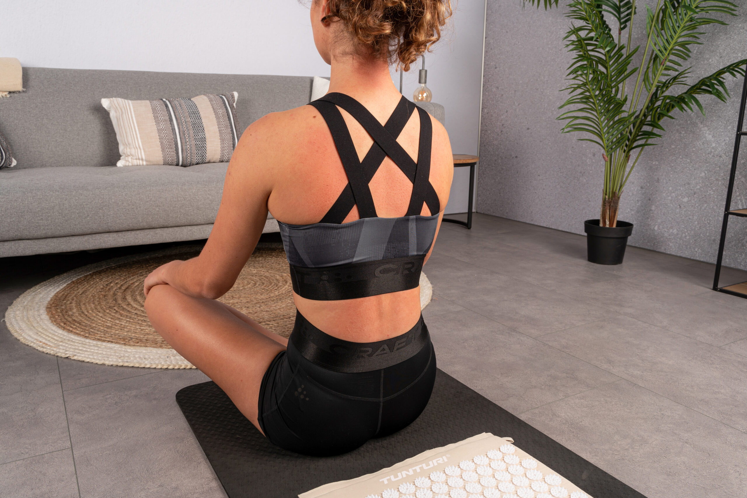 Punktimassaaži matt ja padi Tunturi Acupressure Mat And Pillow, Beige - Image 3